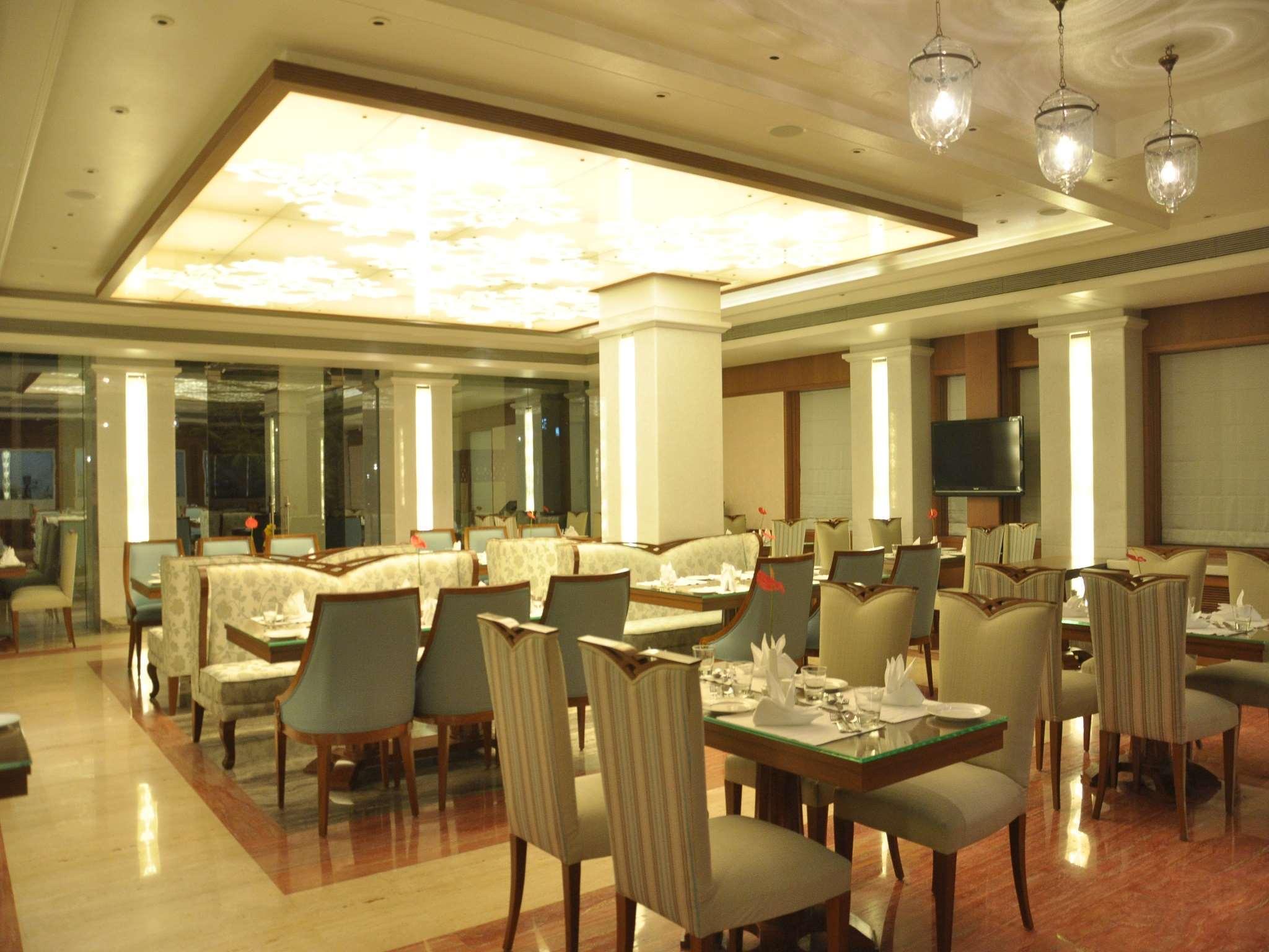 Royal Tulip Navi Mumbai Ξενοδοχείο Εξωτερικό φωτογραφία