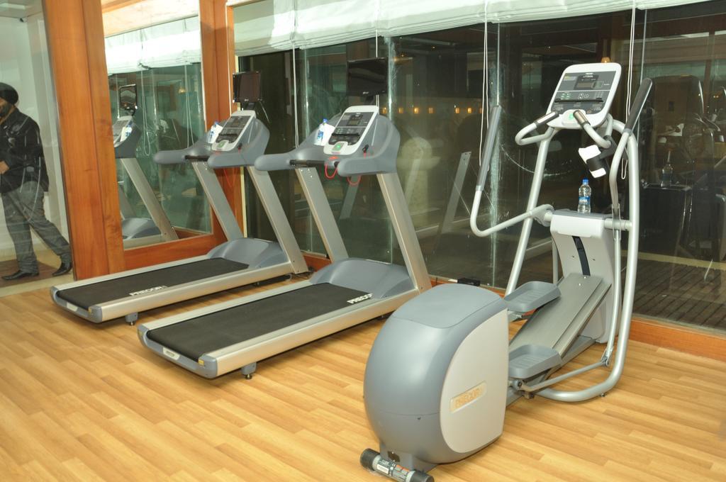 Royal Tulip Navi Mumbai Ξενοδοχείο Εξωτερικό φωτογραφία