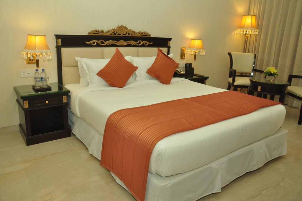 Royal Tulip Navi Mumbai Ξενοδοχείο Εξωτερικό φωτογραφία